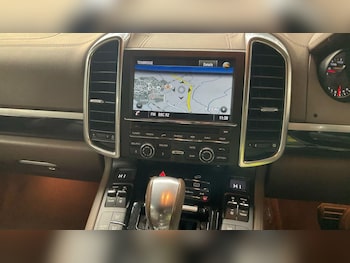 Used Porsche Cayenne 2014 for sale - 78057524: Photo