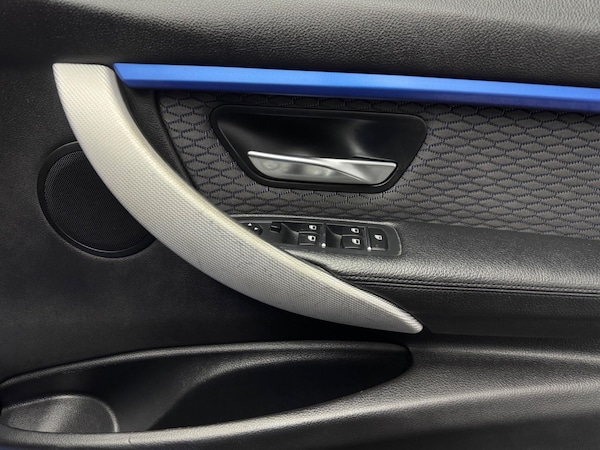Used BMW 3 Series 2018 for sale - 75697302: Photo 28