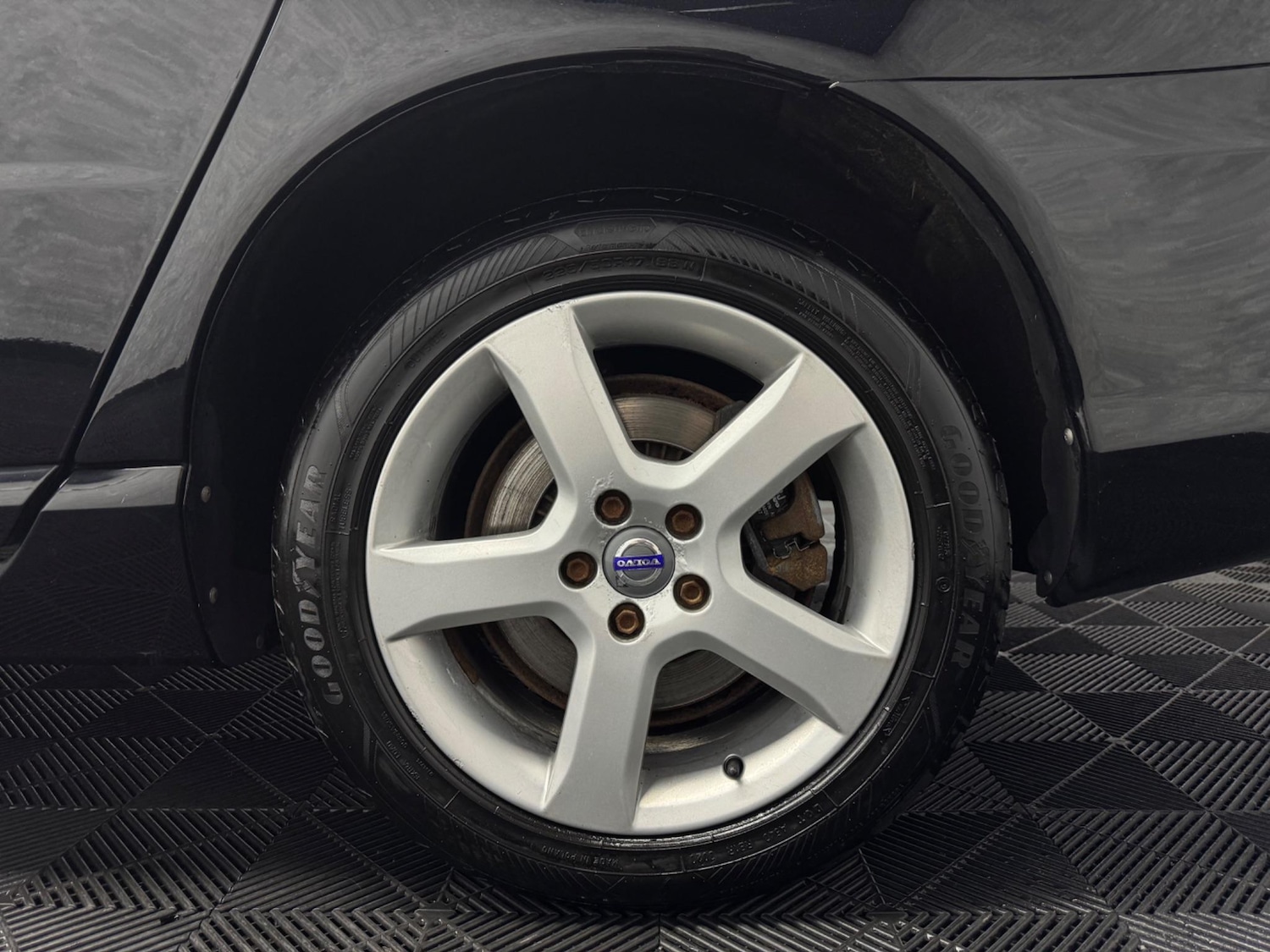 Used Volvo V70 2017 for sale - 77625744: Photo 24