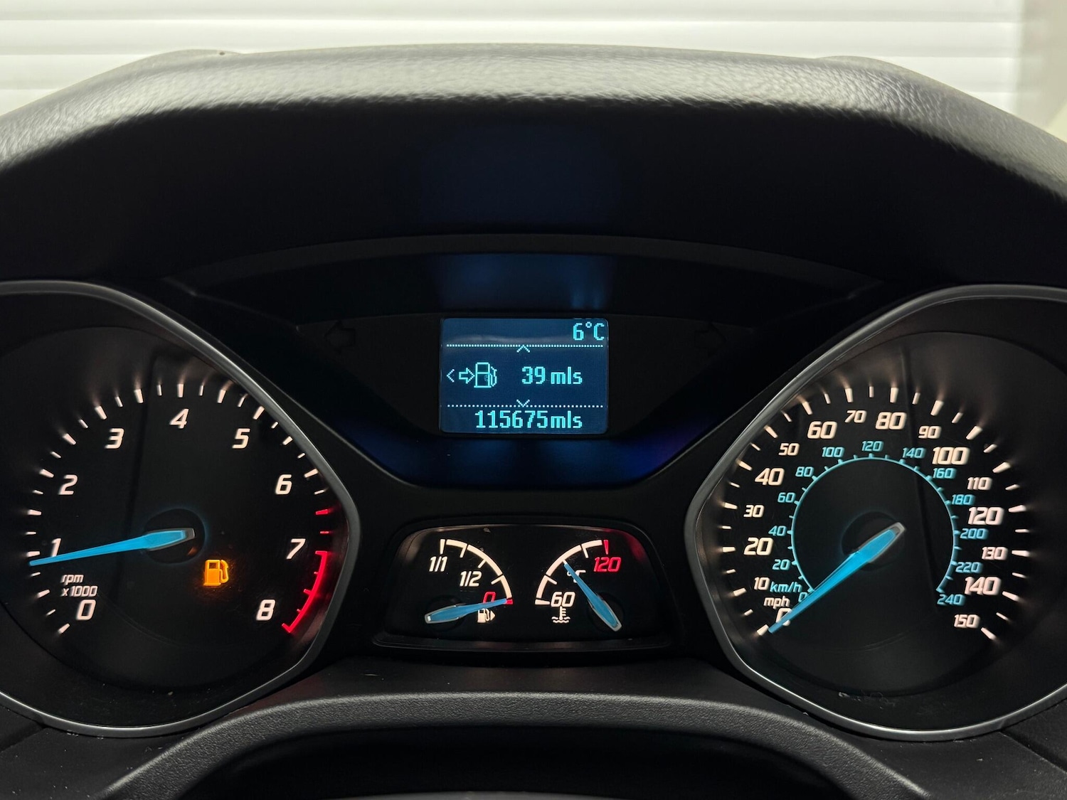 Used Ford Focus 2013 for sale - 76701216: Photo 12