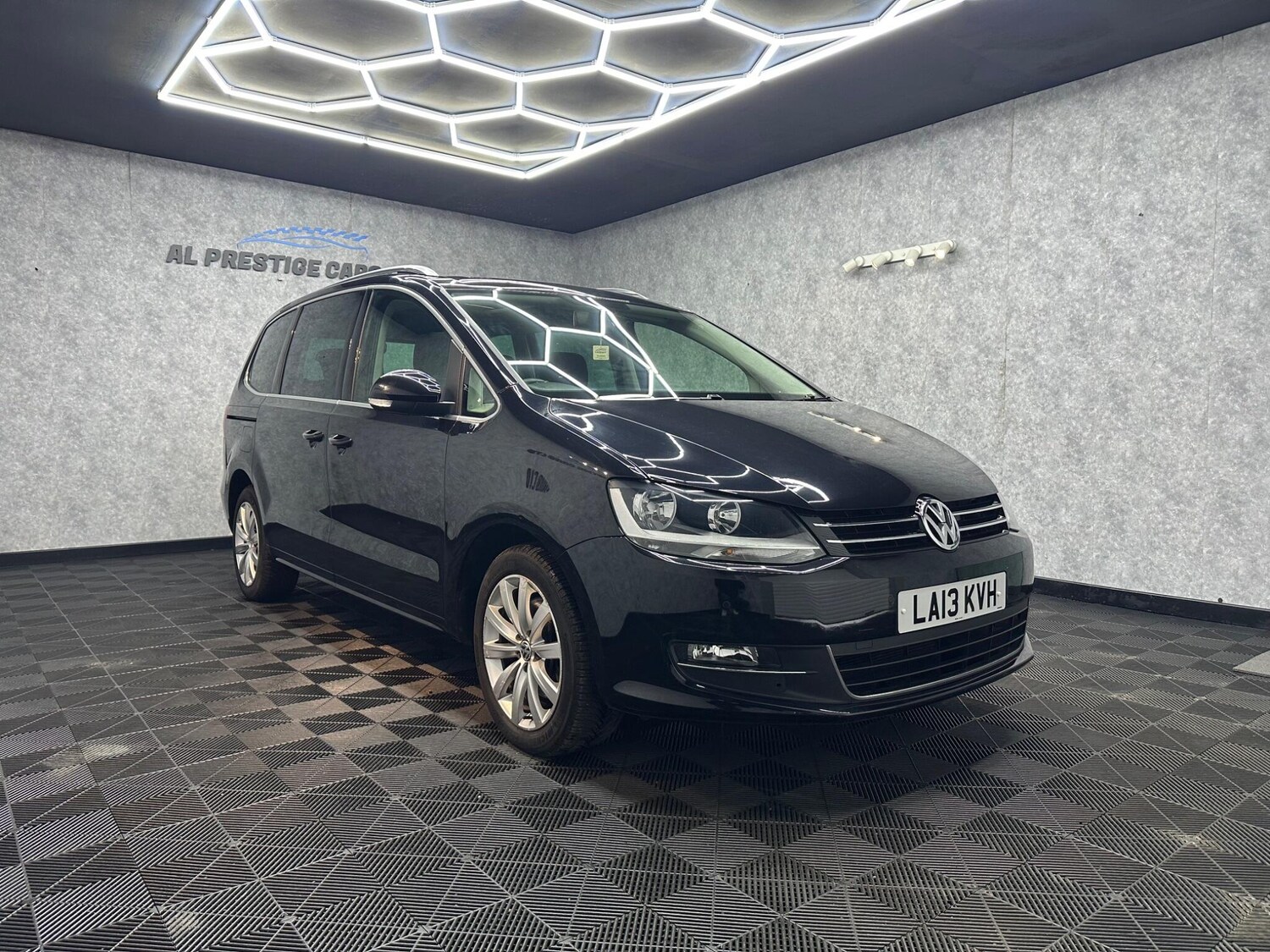 Used Volkswagen Sharan 2025 for sale - 78058257: Photo 6