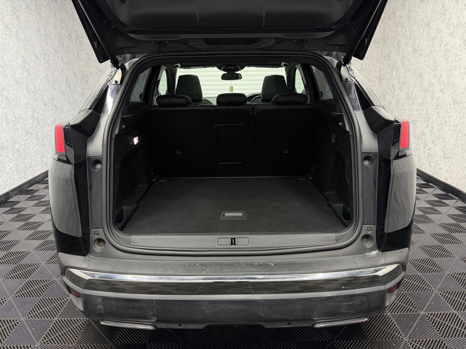 Used Peugeot 3008 2020 for sale - 78058365: Photo 24