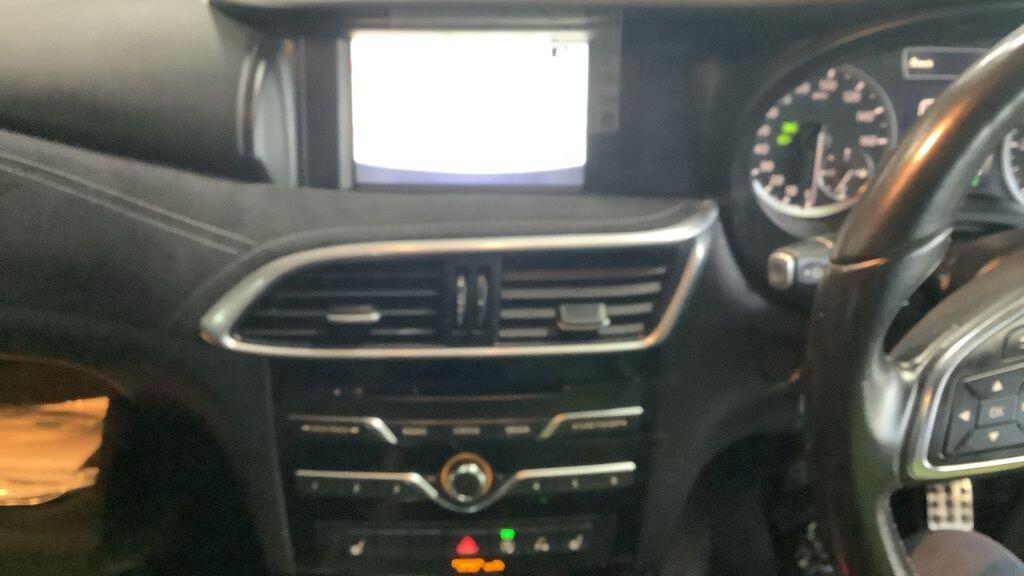 Used Infiniti Q30 2017 for sale - 77387422: Photo 4