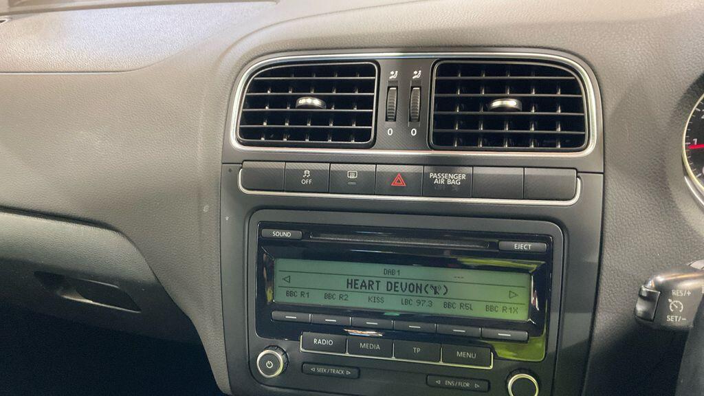 Used Volkswagen Polo 2010 for sale - 78128130: Photo 7