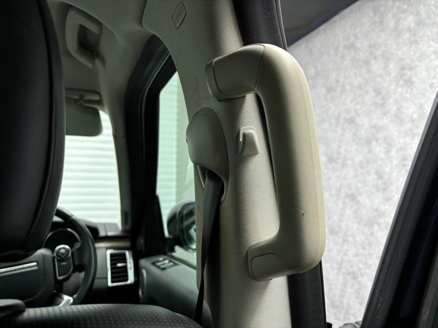 Used Land Rover Discovery 2017 for sale - 78058946: Photo 14