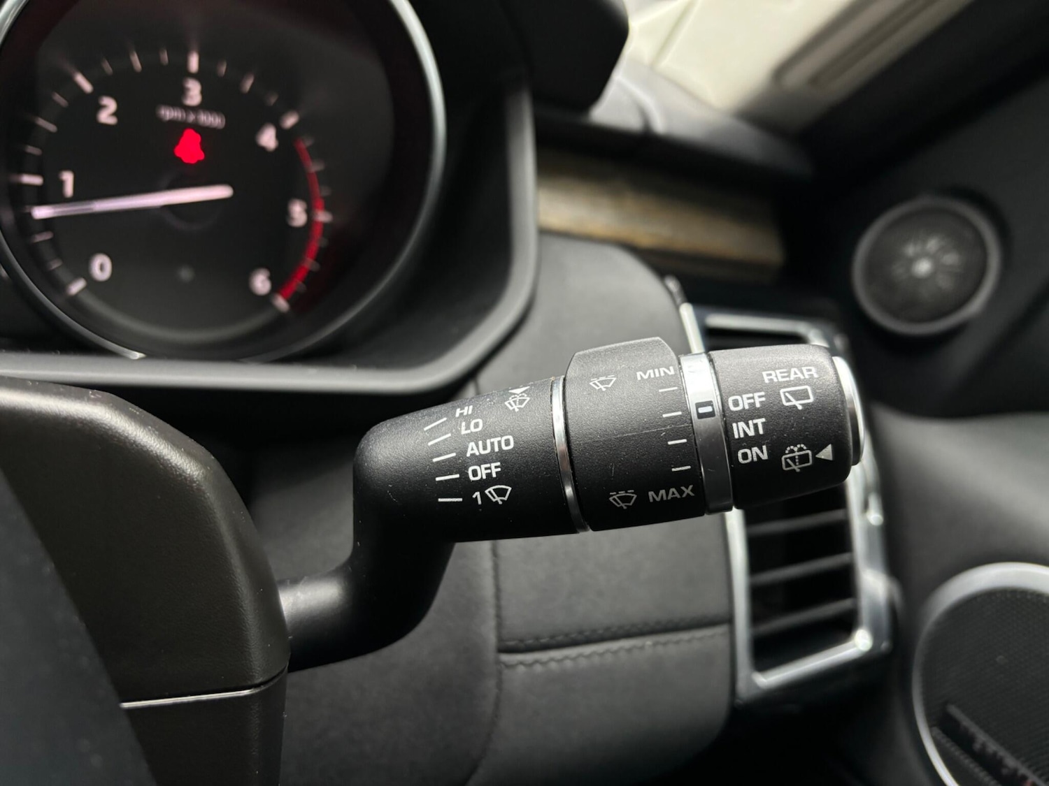 Used Land Rover Discovery 2017 for sale - 78058946: Photo 31