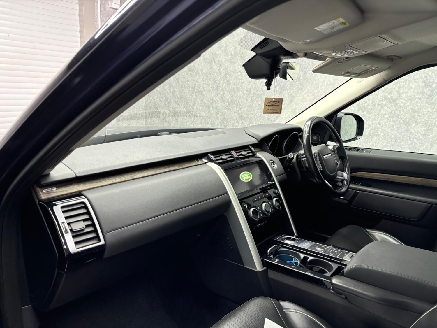 Used Land Rover Discovery 2017 for sale - 78058946: Photo 44