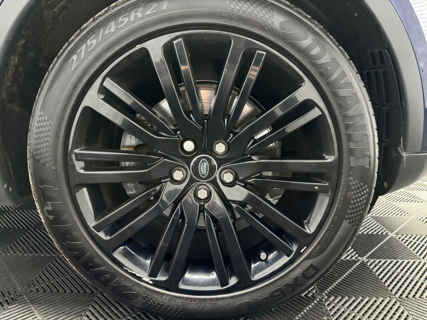 Used Land Rover Discovery 2017 for sale - 78058946: Photo 47