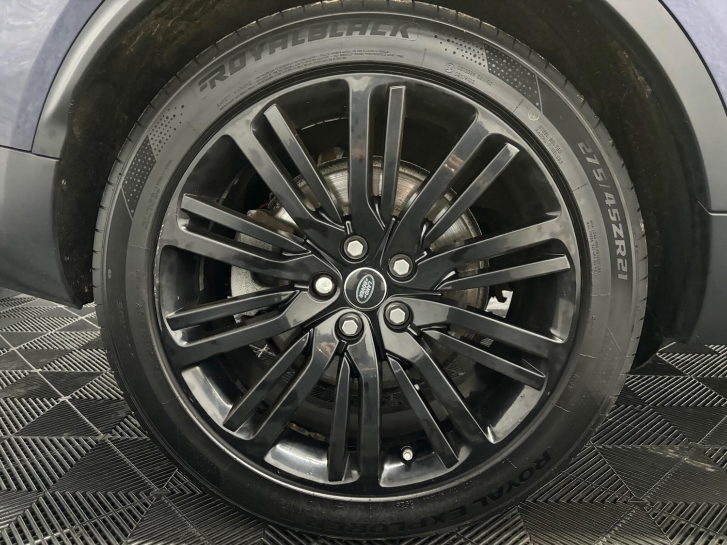 Used Land Rover Discovery 2017 for sale - 78058946: Photo 49