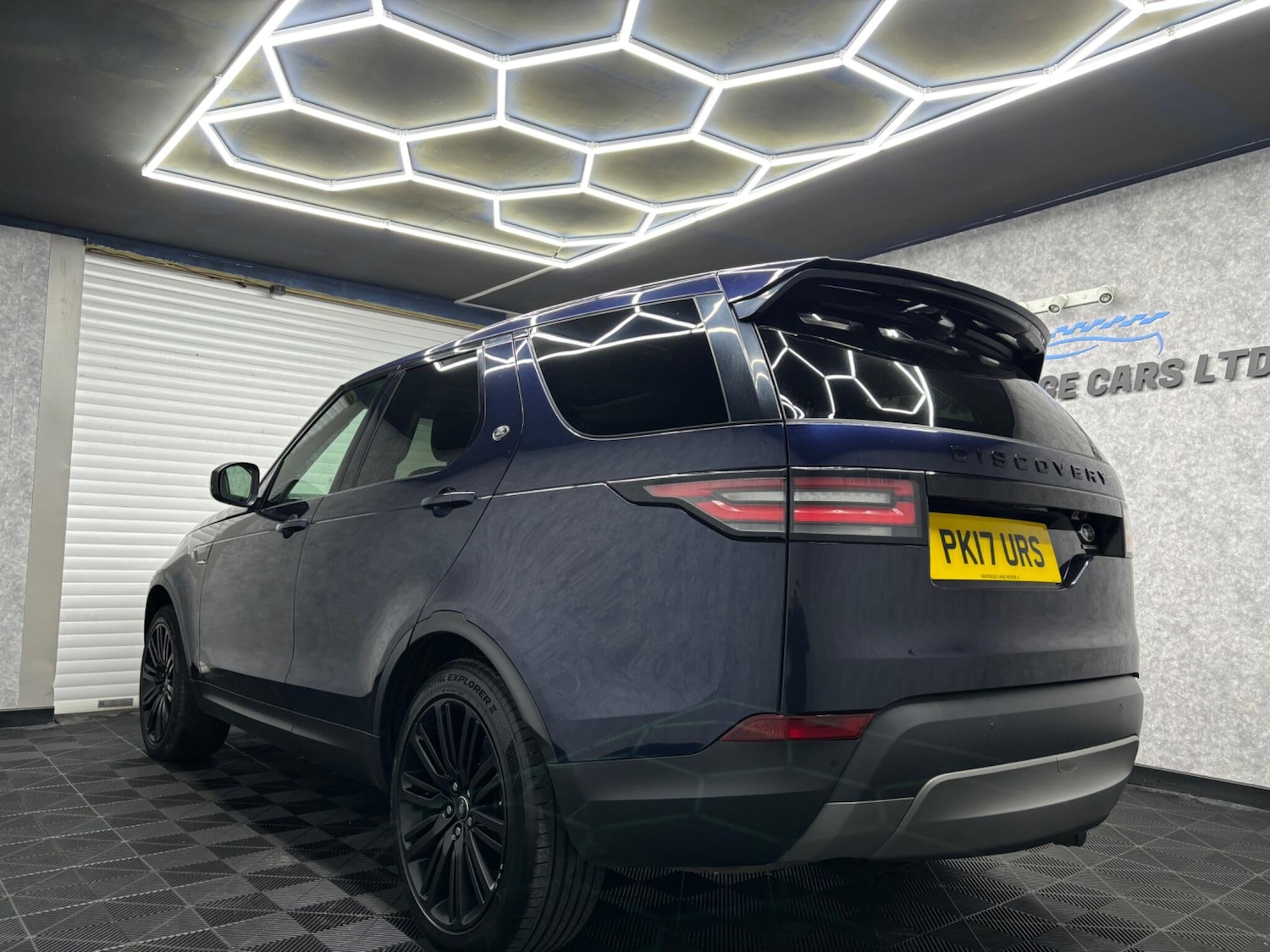 Used Land Rover Discovery 2017 for sale - 78058946: Photo 5