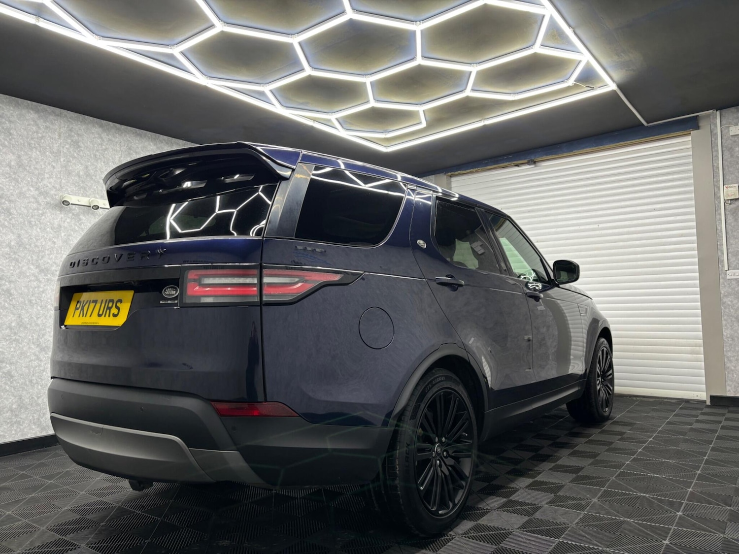 Used Land Rover Discovery 2017 for sale - 78058946: Photo 6