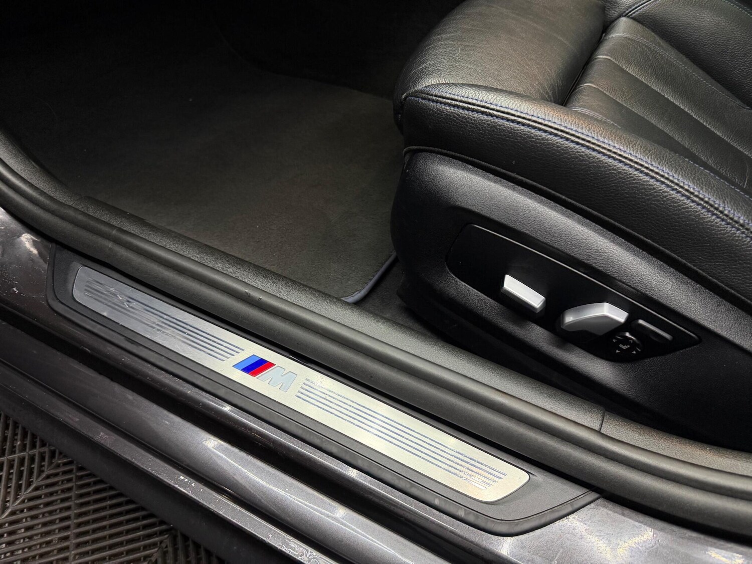 Used BMW 5 Series 2017 for sale - 78058649: Photo 28