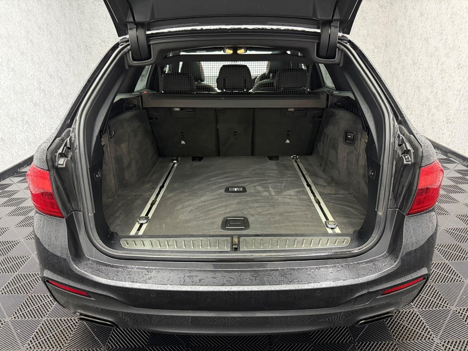 Used BMW 5 Series 2017 for sale - 78058649: Photo 32