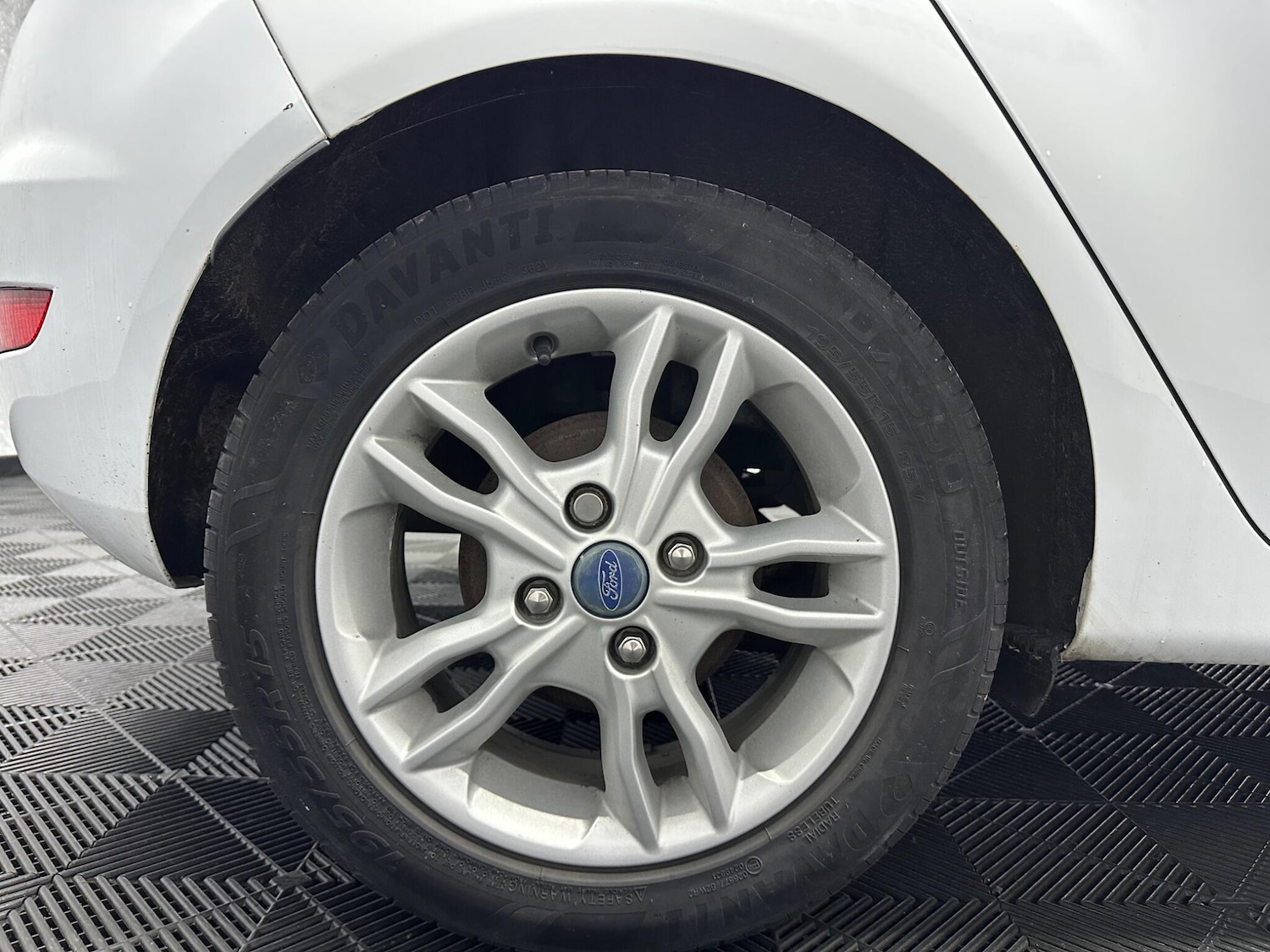 Used Ford Fiesta 2015 for sale - 78058932: Photo 23