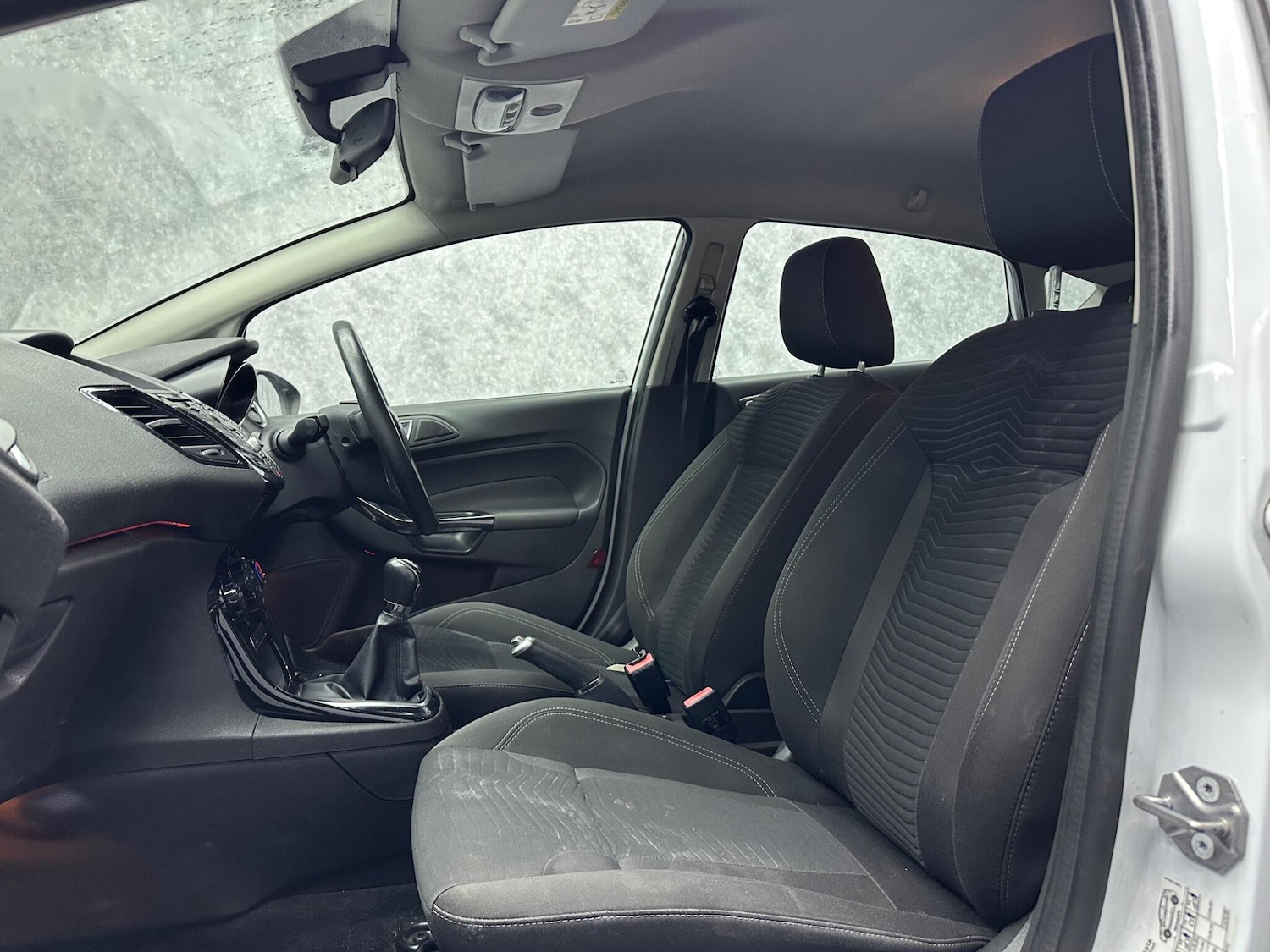 Used Ford Fiesta 2015 for sale - 78058932: Photo 3