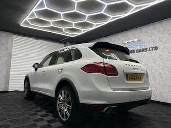 Used Porsche Cayenne 2012 for sale - 79664720: Photo