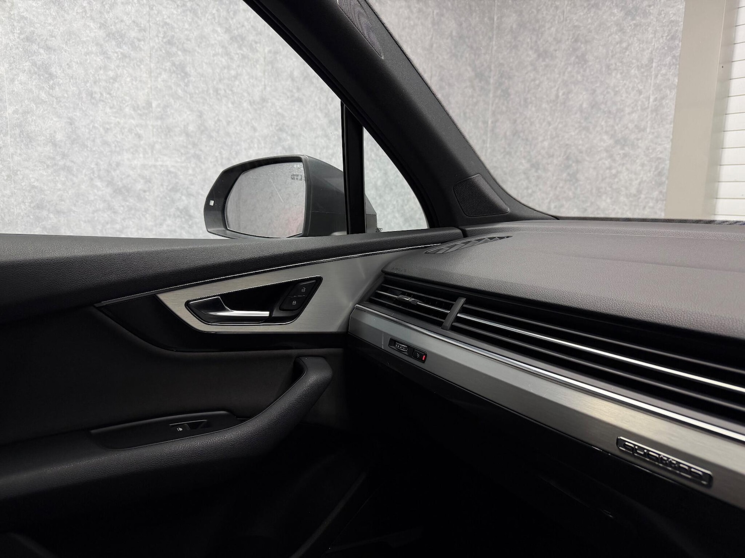 Used Audi Q7 2016 for sale - 78058318: Photo 25