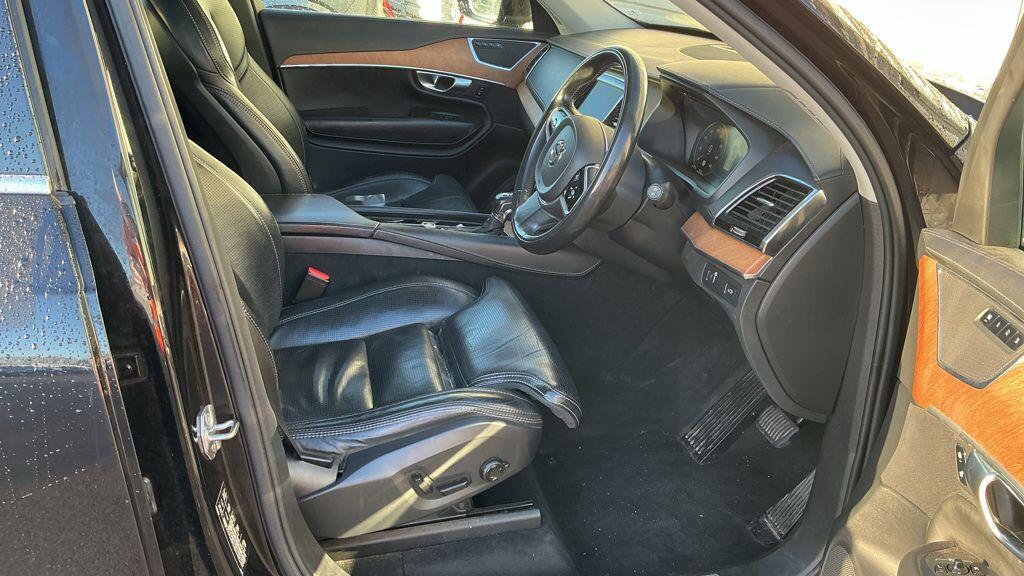 Used Volvo XC90 2018 for sale - 77060236: Photo 2