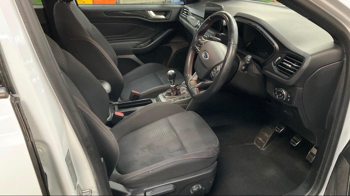 Used Ford Focus 2019 for sale - 76521836: Photo 2