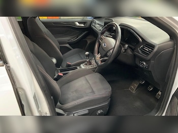 Used Ford Focus 2019 for sale - 76521836: Photo