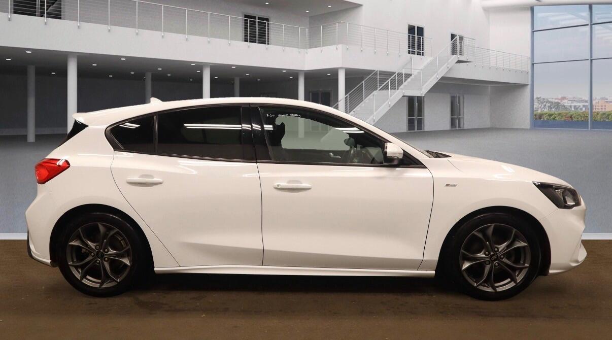 Used Ford Focus 2019 for sale - 76521836: Photo 9