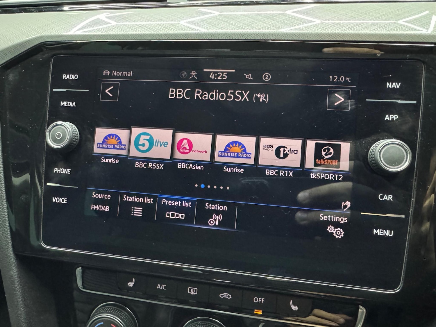 Used Volkswagen Passat 2020 for sale - 76573531: Photo 14