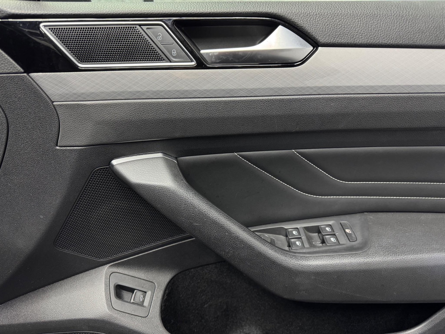 Used Volkswagen Passat 2020 for sale - 76573531: Photo 21