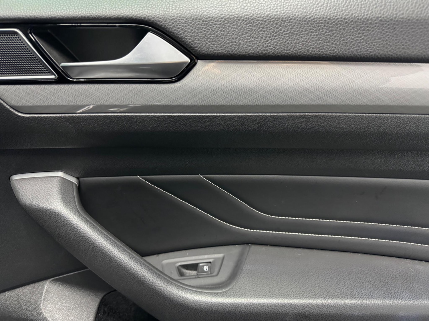 Used Volkswagen Passat 2020 for sale - 76573531: Photo 22