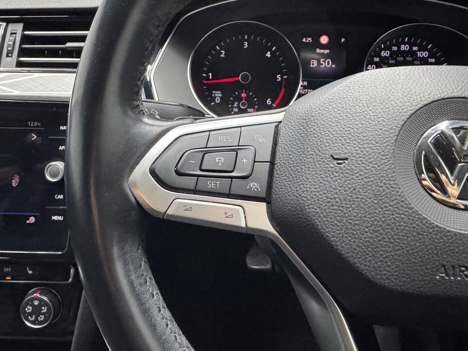 Used Volkswagen Passat 2020 for sale - 76573531: Photo 5