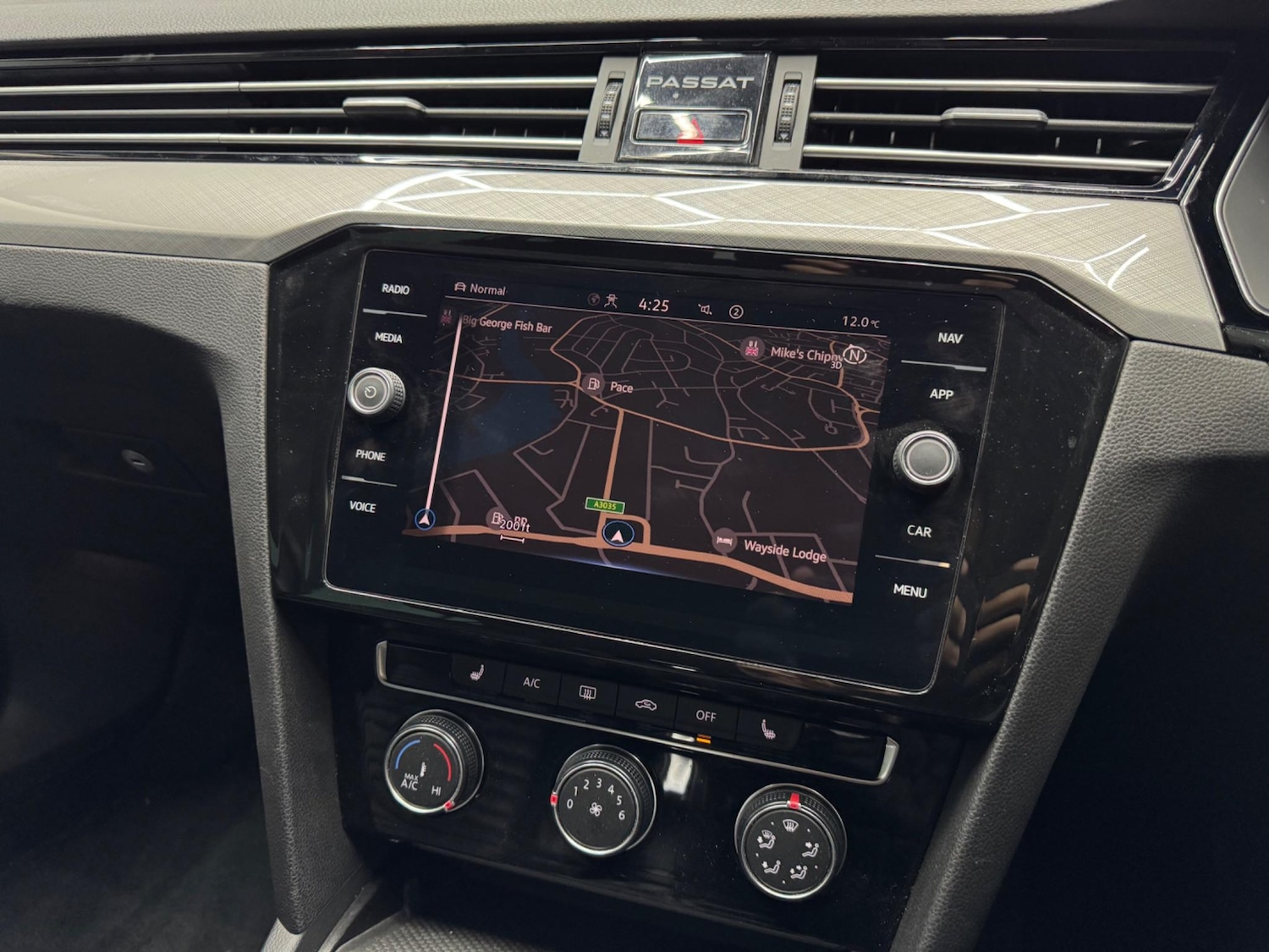 Used Volkswagen Passat 2020 for sale - 76573531: Photo 8