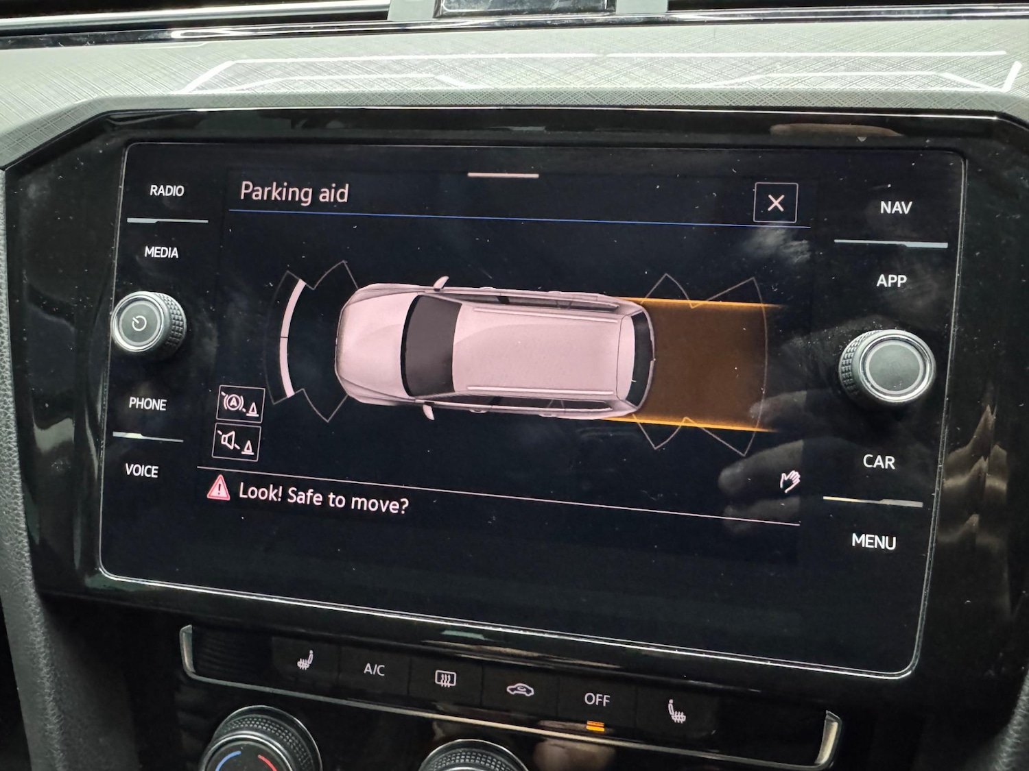 Used Volkswagen Passat 2020 for sale - 76573531: Photo 9