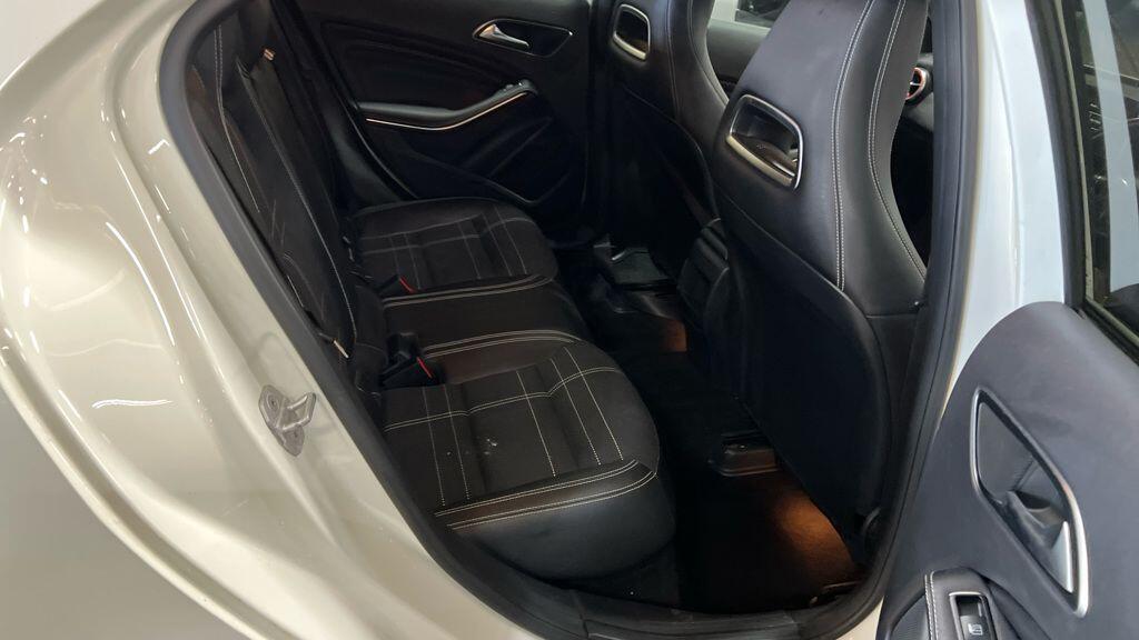 Used Mercedes-Benz A-Class 2014 for sale - 76562444: Photo 3