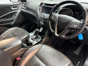 Used Hyundai Santa Fe 2015 for sale - 79664582: Photo