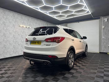 Used Hyundai Santa Fe 2015 for sale - 79664582: Photo