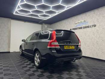 Used Volvo V70 2017 for sale - 70981200: Photo