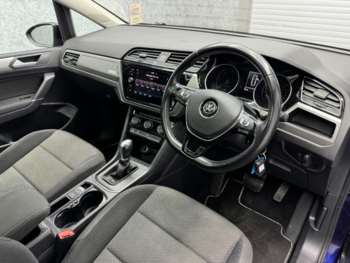 Used Volkswagen Touran 2018 for sale - 73819333: Photo