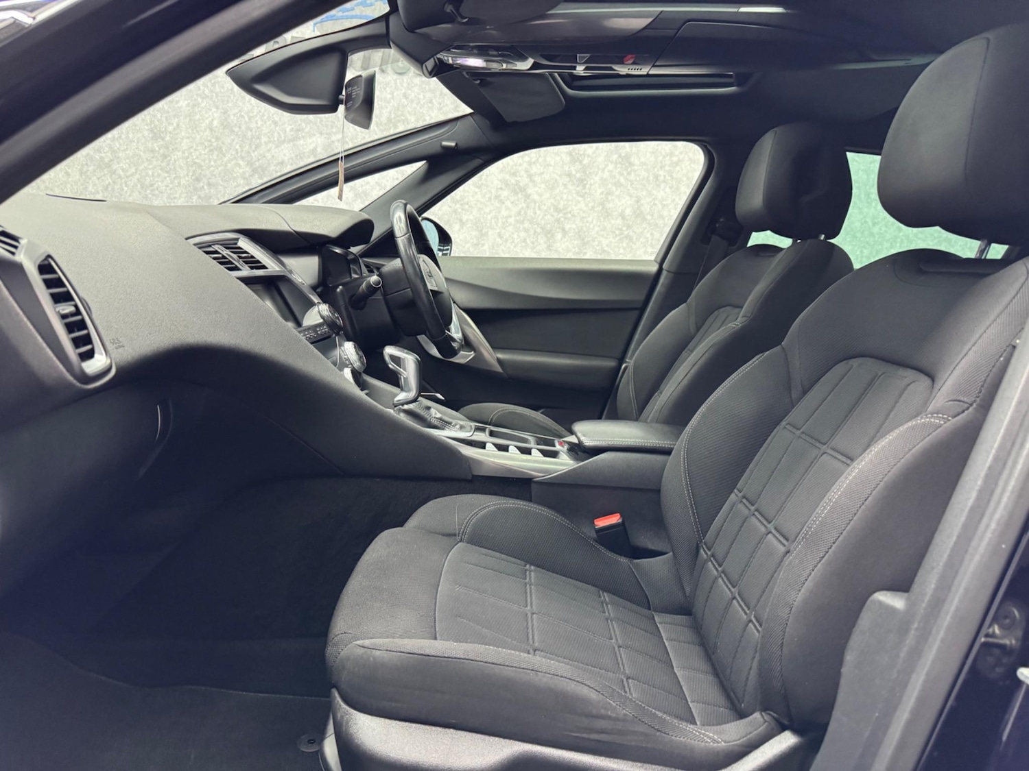 Used DS Automobiles DS 5 2016 for sale - 76084949: Photo 3