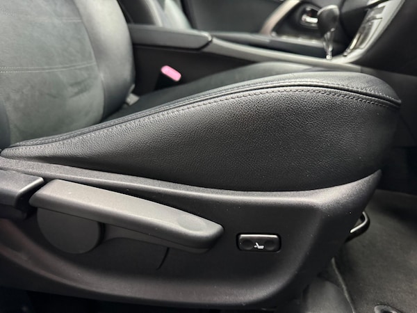 Used Toyota Avensis 2012 for sale - 72926298: Photo 21