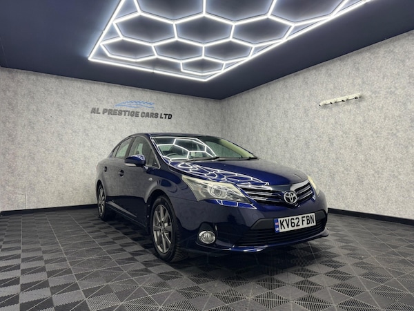 Used Toyota Avensis 2012 for sale - 72926298: Photo 2
