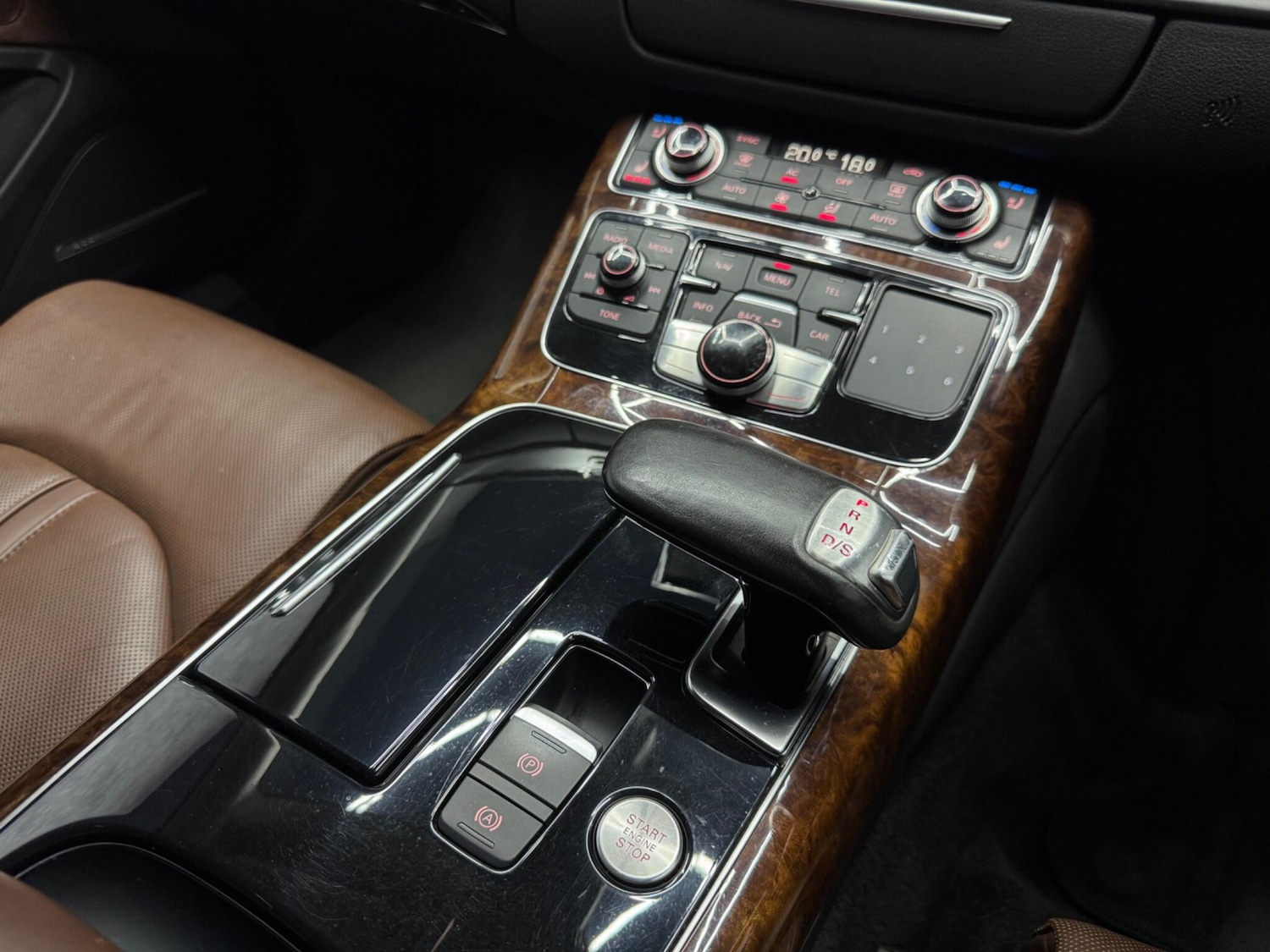 Used Audi A8 2011 for sale - 76484475: Photo 17