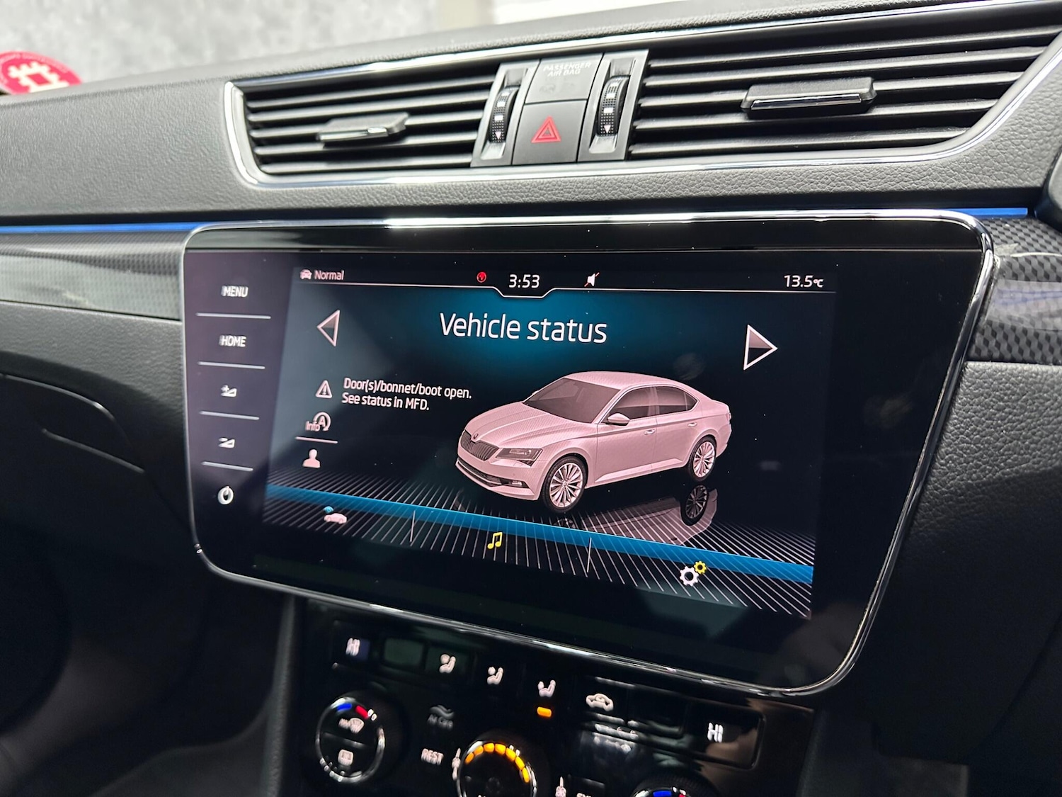 Used Skoda Superb 2018 for sale - 78058951: Photo 15