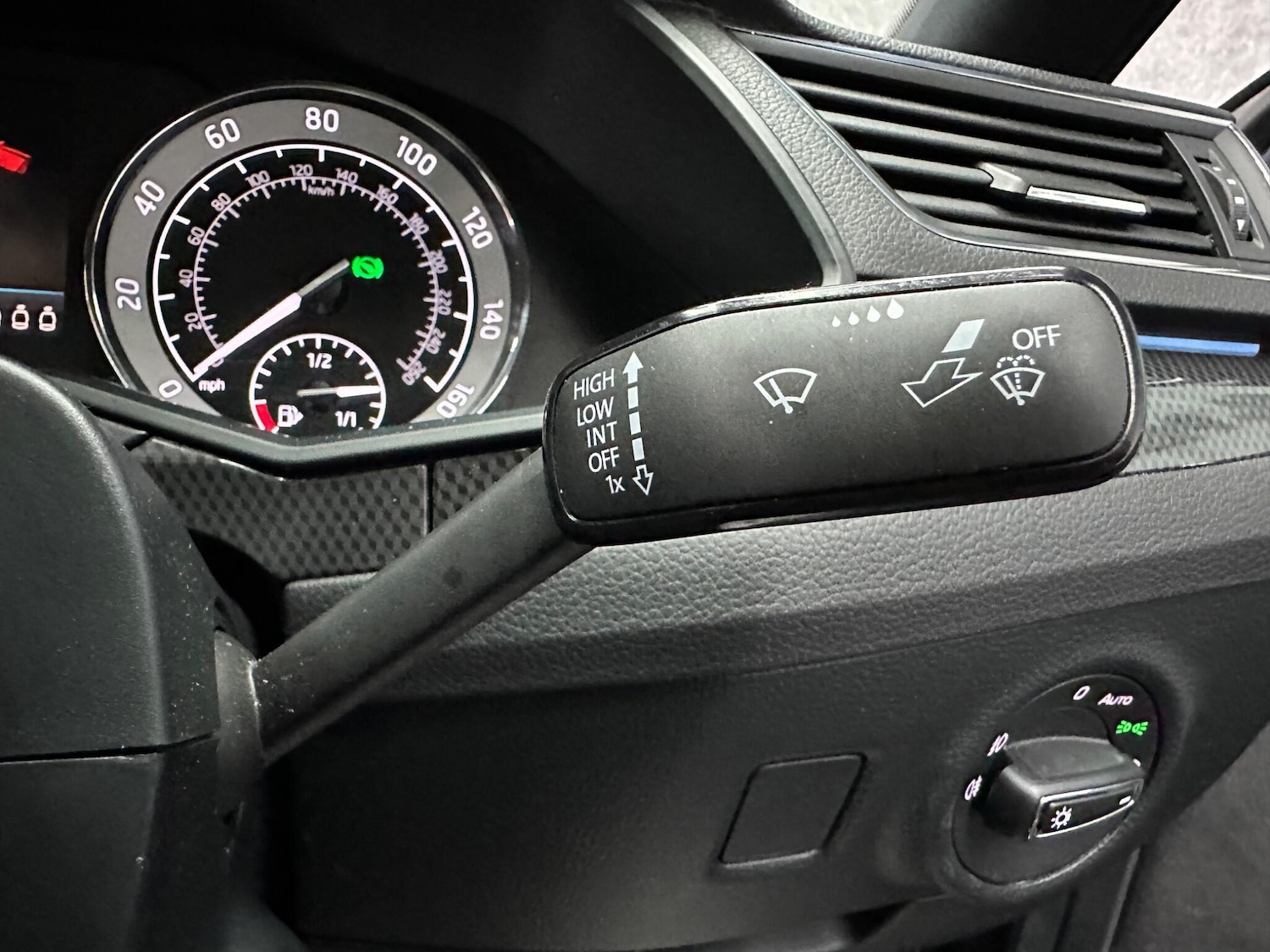 Used Skoda Superb 2018 for sale - 78058951: Photo 24