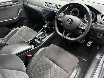 Used Skoda Superb 2018 for sale - 78058951: Photo