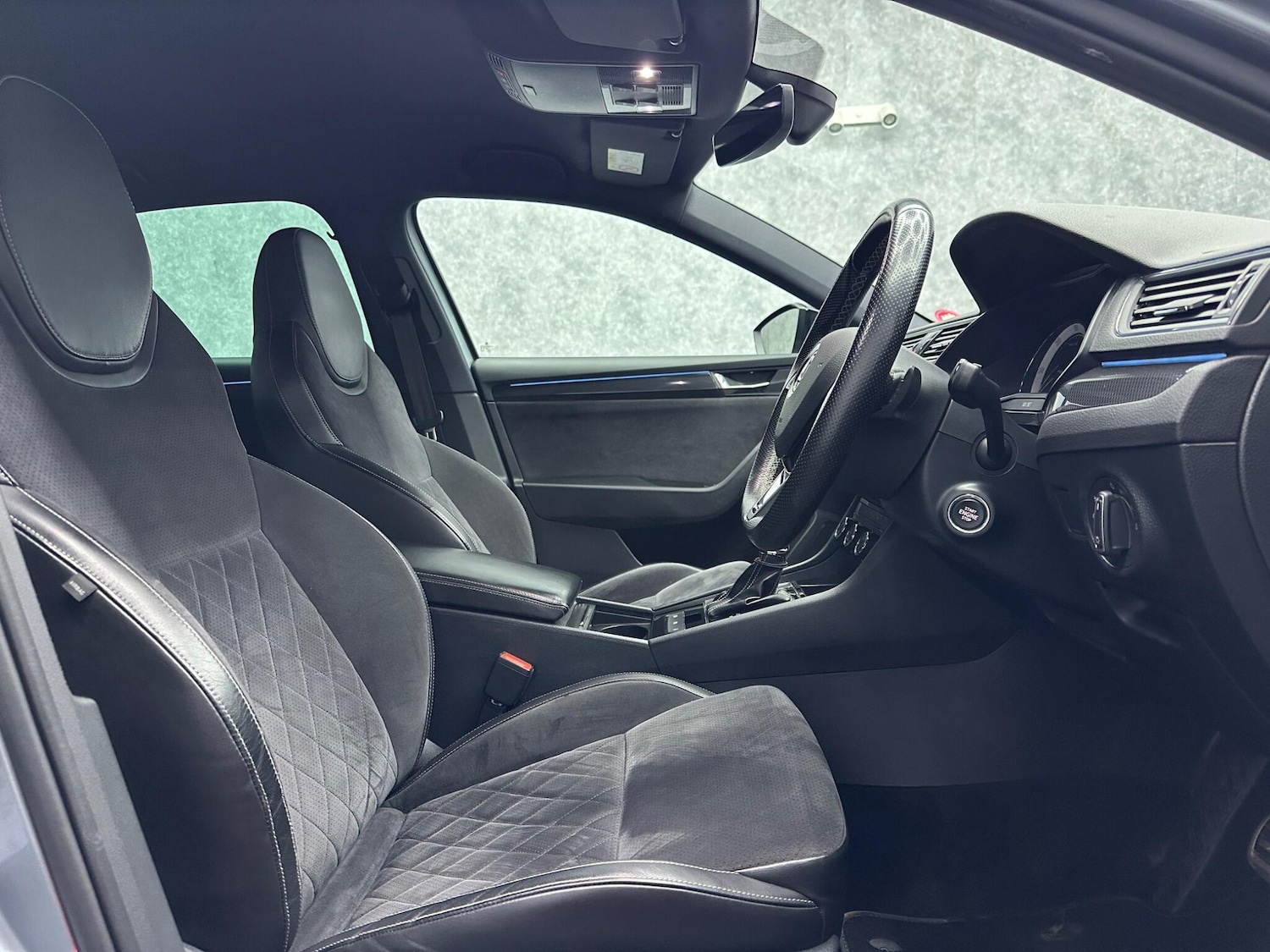 Used Skoda Superb 2018 for sale - 78058951: Photo 3