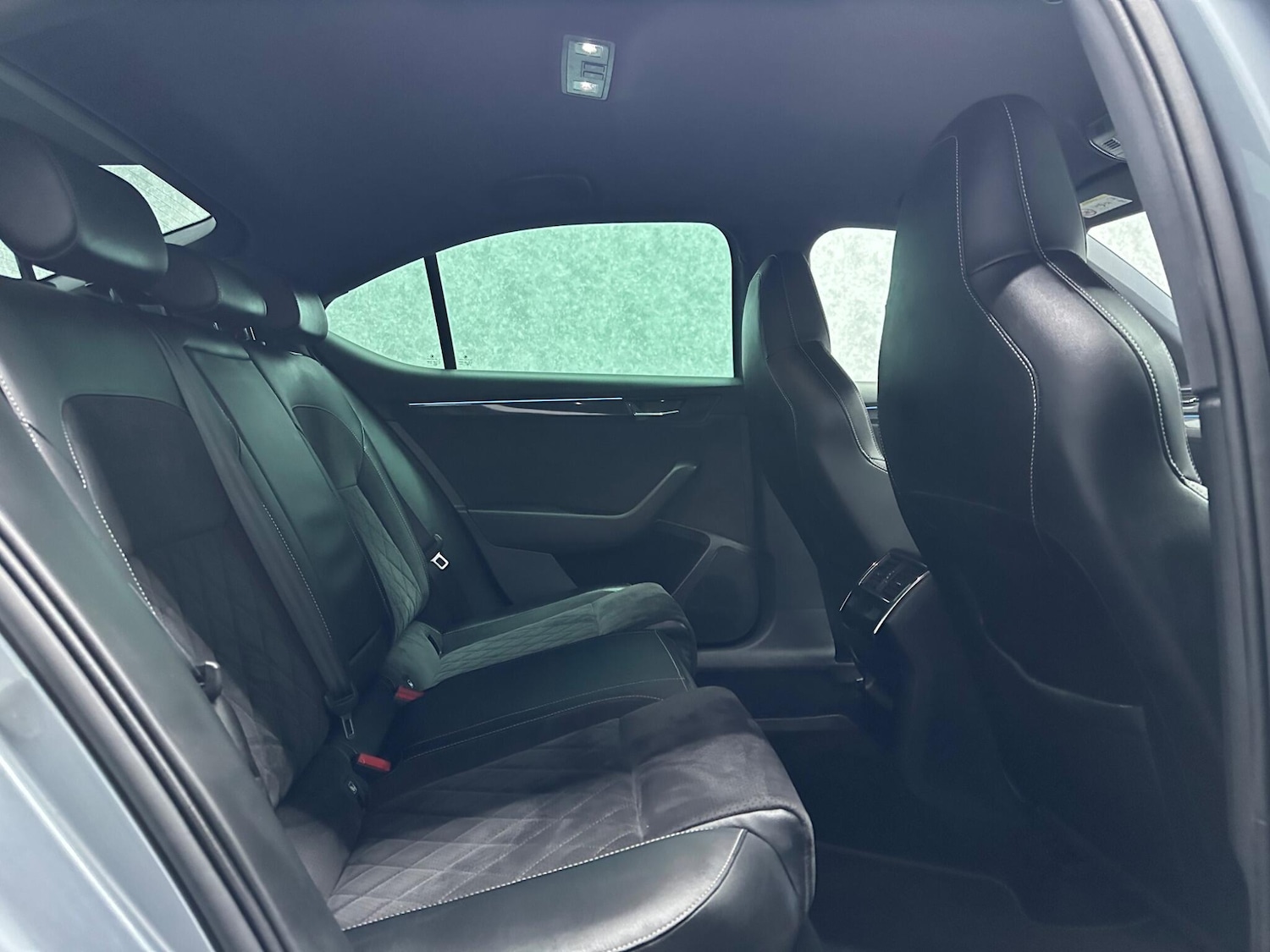 Used Skoda Superb 2018 for sale - 78058951: Photo 8