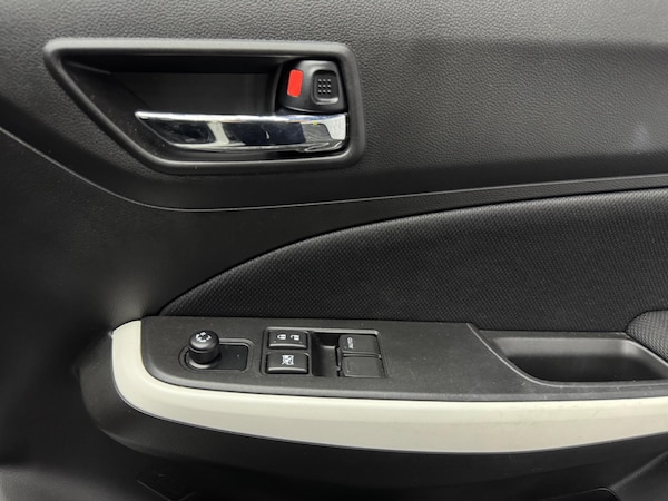 Used Suzuki Swift 2020 for sale - 75225781: Photo 14