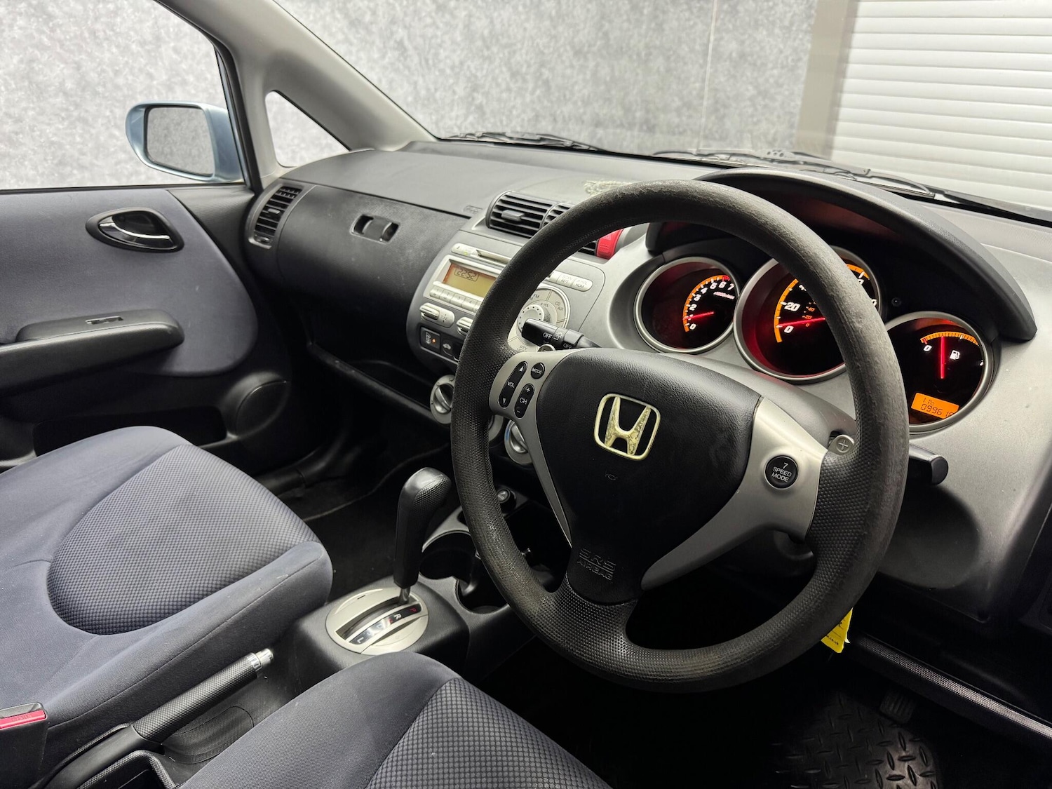 Used Honda Jazz 2005 for sale - 77320888: Photo 2
