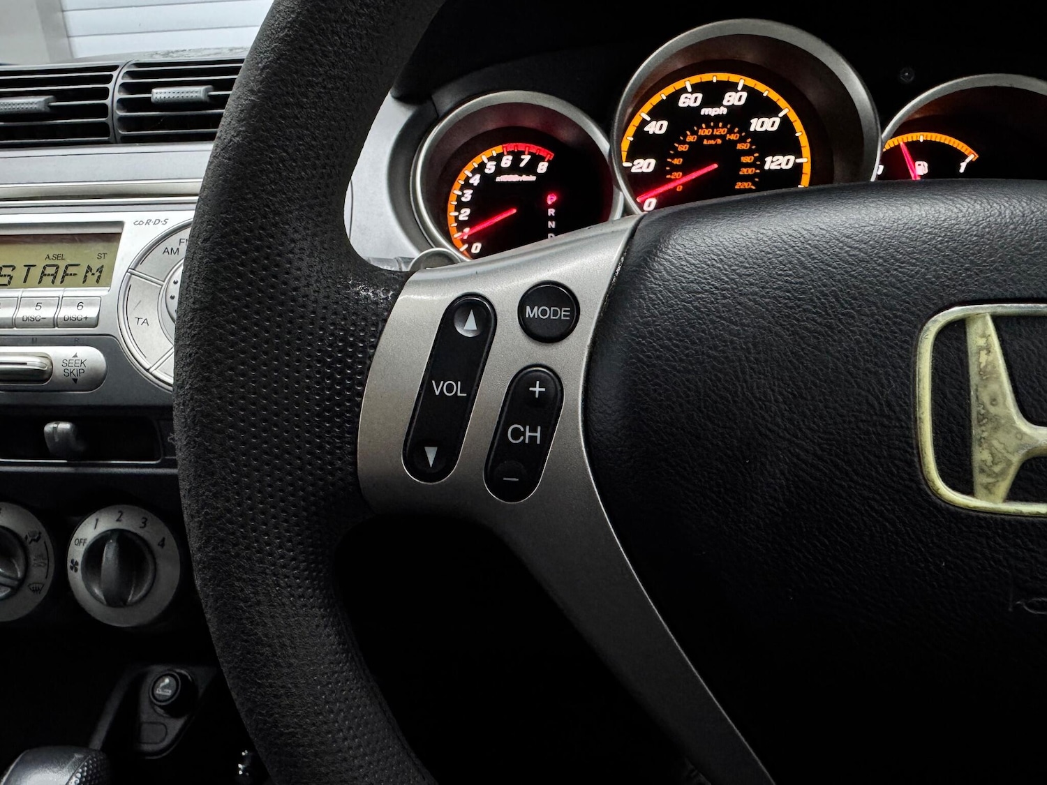 Used Honda Jazz 2005 for sale - 77320888: Photo 7