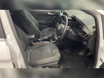 Used Ford Fiesta 2018 for sale - 79831223: Photo
