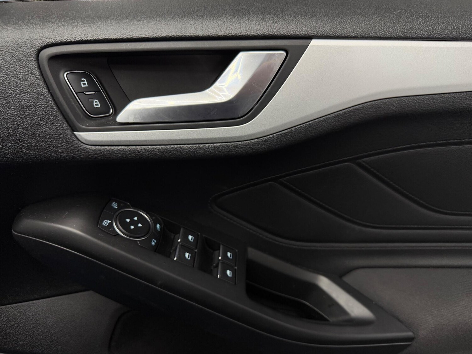 Used Ford Focus 2019 for sale - 78058474: Photo 21